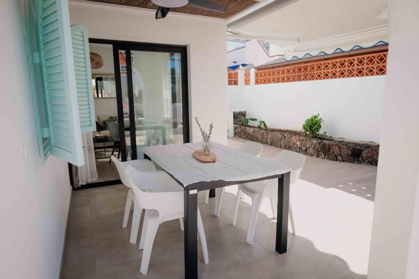Villa Aloha Jacuzzi Y Vistas Al Mar Corralejo Exterior photo